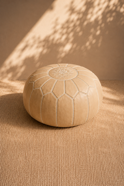 Pouf Marocain en Cuir – Beige Sable Mat