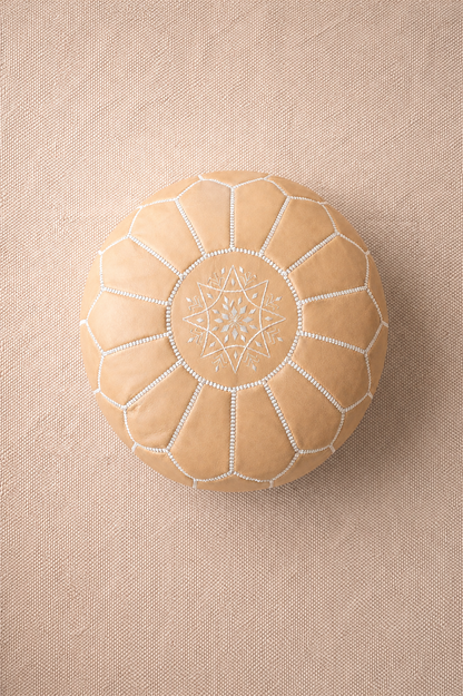 Pouf Marocain en Cuir – Beige Sable Mat